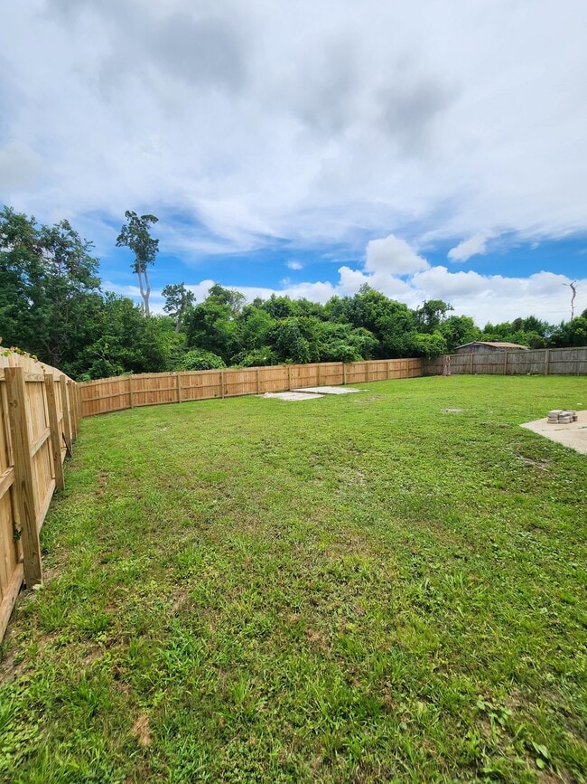 Photo - 202 Hill Dr