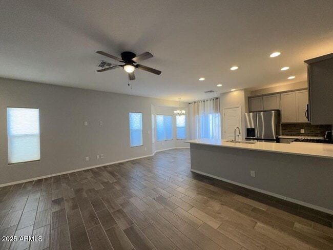 Photo - 3828 Big Bend St