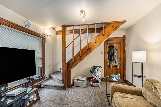 Photo - 528 S. Fifth -2 Unit 2