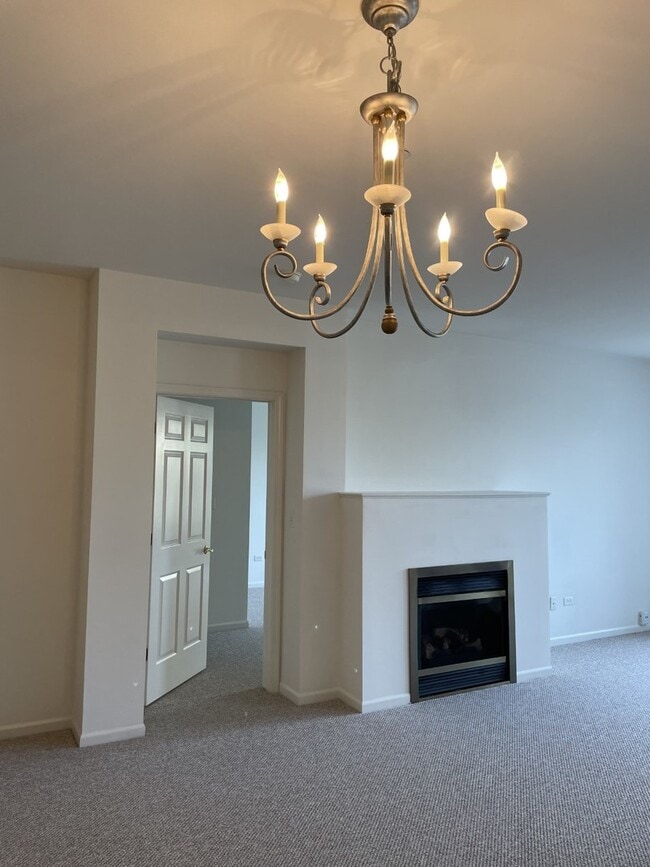 Photo - 1914 Farnsworth Ln Unit 104