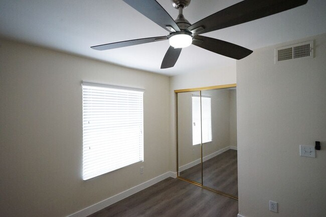 Photo - NO SHOWINGS UNTIL 8/1/2024 Unidad 622 - Bldg #6