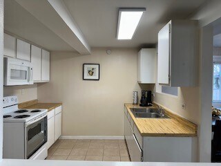Photo - 913 Atchison St