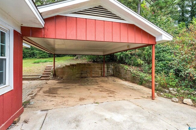 Photo - 1177 5 Mile Rd