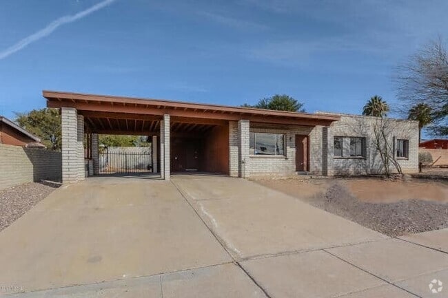Building Photo - 2328 W Las Lomitas Rental
