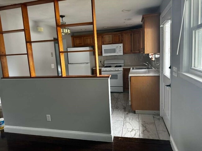 Photo - 63 McGarvey Rd