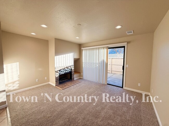 Photo - 100 W Rossi St Unit 1