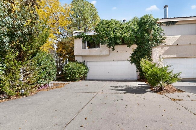 Photo - 5528 Overlook Dr NE