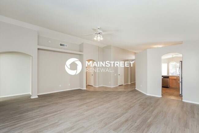 Photo - 3 Bedroom Pet-Friendly Home in Phoenix, AZ with Main Street Renewal