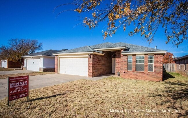 Photo - 2214 100th St