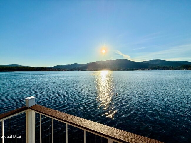 Photo - 16 Newton St