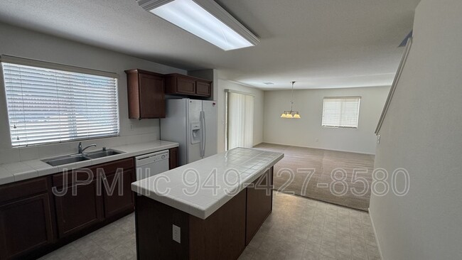Photo - 330 Bulluno Dr