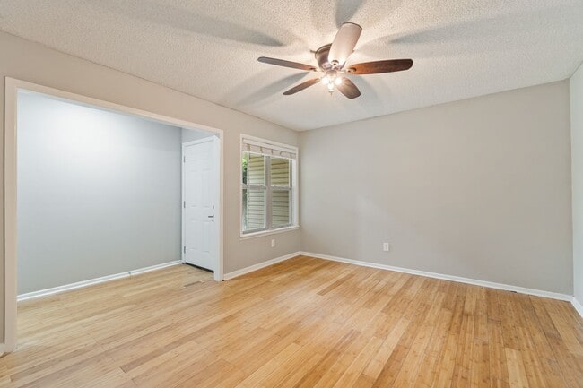 Photo - 2119 N 55th Pl