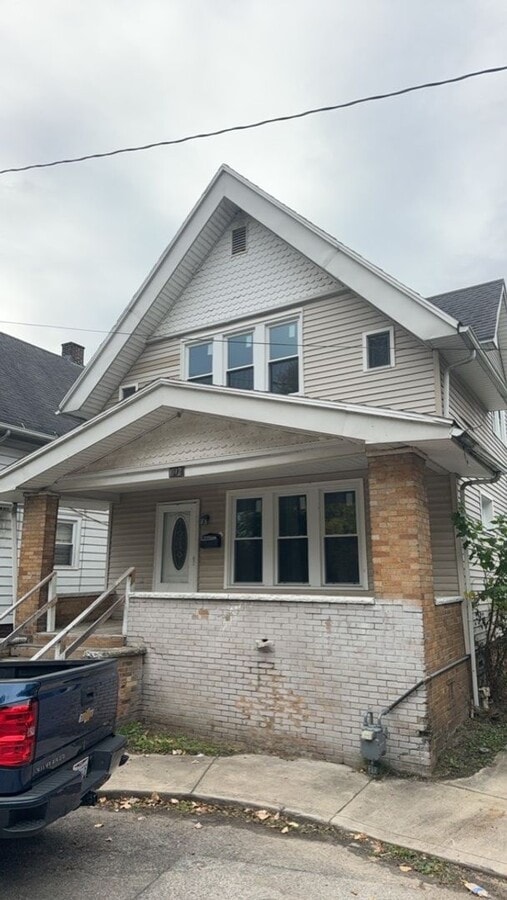 3 Bedroom House South Toledo Rental House Rental in Toledo, OH