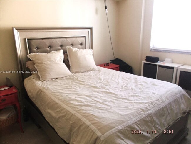 Photo - 18800 NE 29th Ave Unidad 619