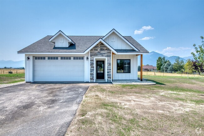 Building Photo - BRAND NEW Stevensville home