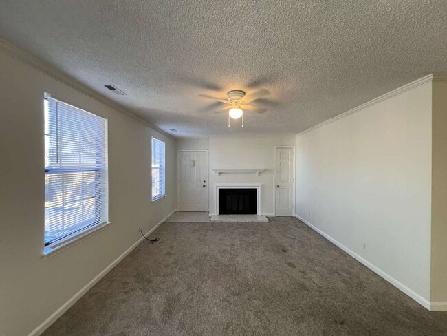 Photo - 764 Fox Ridge Dr