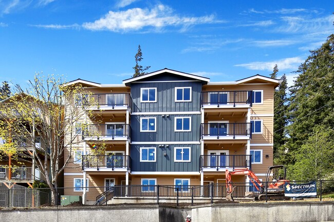 Exterior- 20th Street Side - Lookout Place Apartments