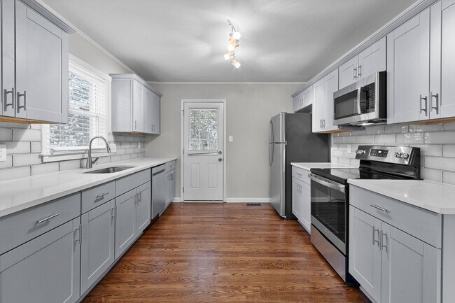 Photo - Comfort, Convenience & Value - Charming, Renovated Home!!
