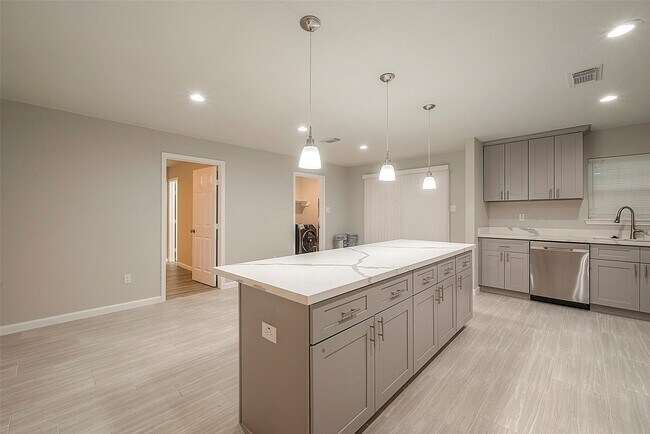 Photo - 5755 Heron Dr