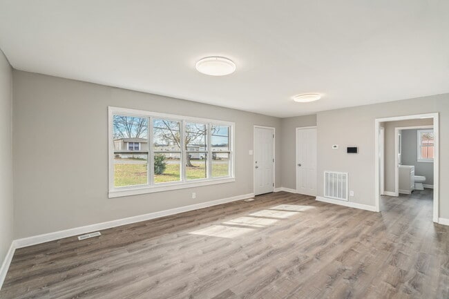 Photo - 3658 Tarbett Rd