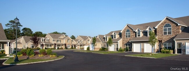 4 Fairfield Ln Unit 4