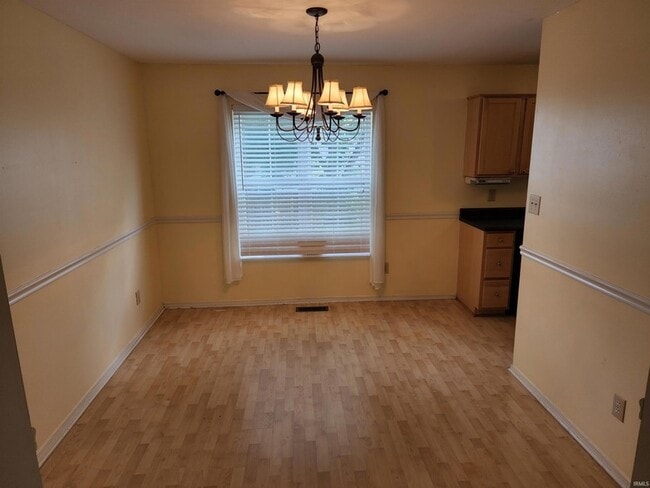Photo - 3819 Claybridge Dr