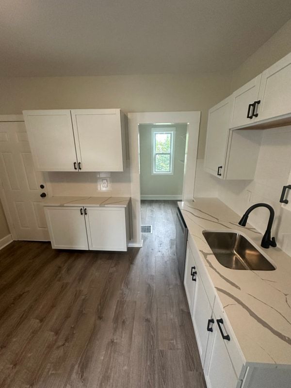 Building Photo - 342 Wilbraham Rd Unit 2 Rental