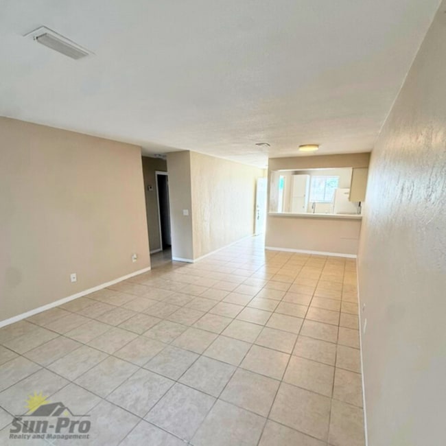 Photo - 410 Butler Blvd