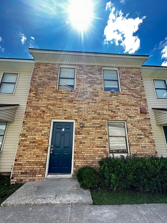 Photo - Willow Trace