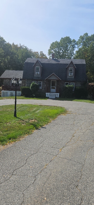 Photo - 143 Pollard St