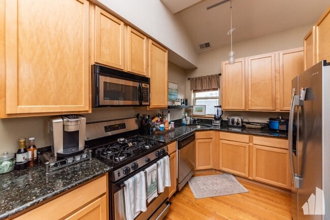 Photo - 1312 N Campbell Ave Unit 3