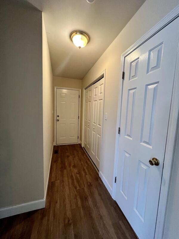 Photo - 231 Summerpine Pl