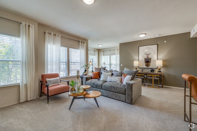 1BR, 1BA - 879SF - Living Area - Cedar Ridge Apartments