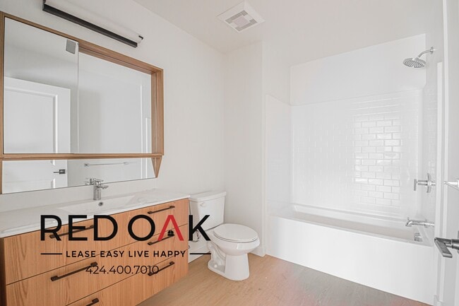 Photo - 856 S Gramercy Dr Unit 100