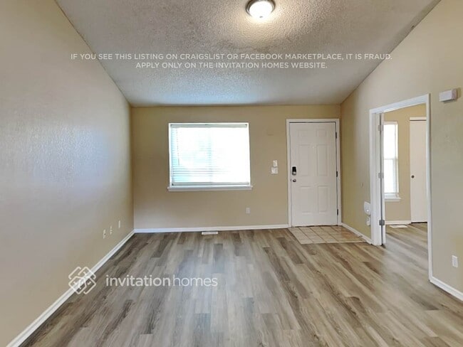 Photo - 4331 S Fundy St