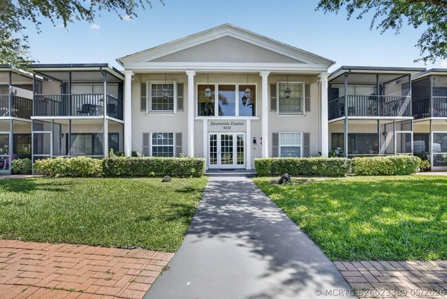 Building Photo - 9101 Jacaranda Ln Unit 107