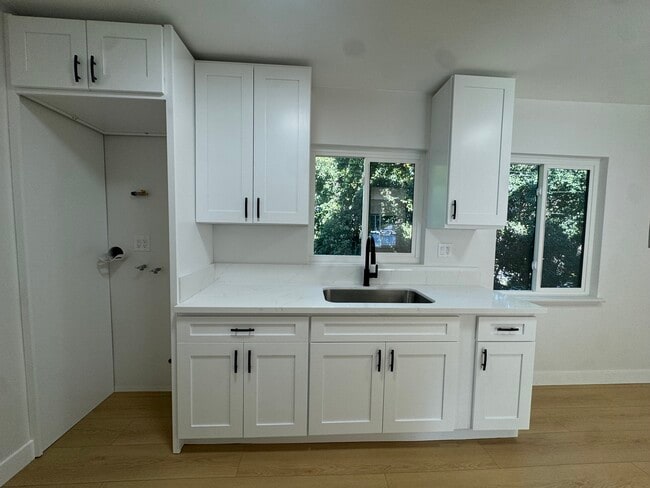 Photo - 3003 W Florence Ave Unit 4