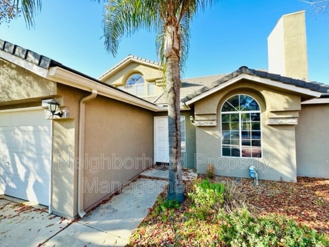 Building Photo - 9597 N Boyd Ave