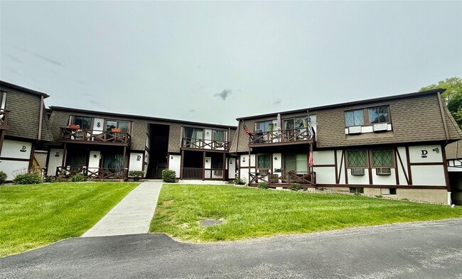 Building Photo - 129 Main St Unit D5 Rental