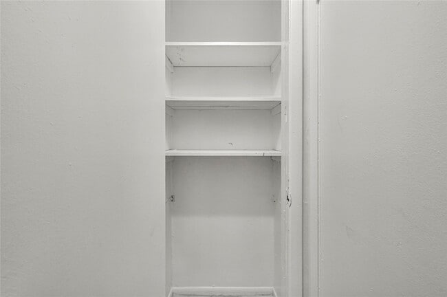 Photo - 7211 Atwell Dr Unidad 16