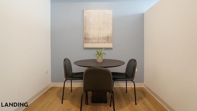 Photo - 1529 N Fremont St Unidad 411
