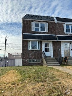 Building Photo - 2848 Magee Ave Rental