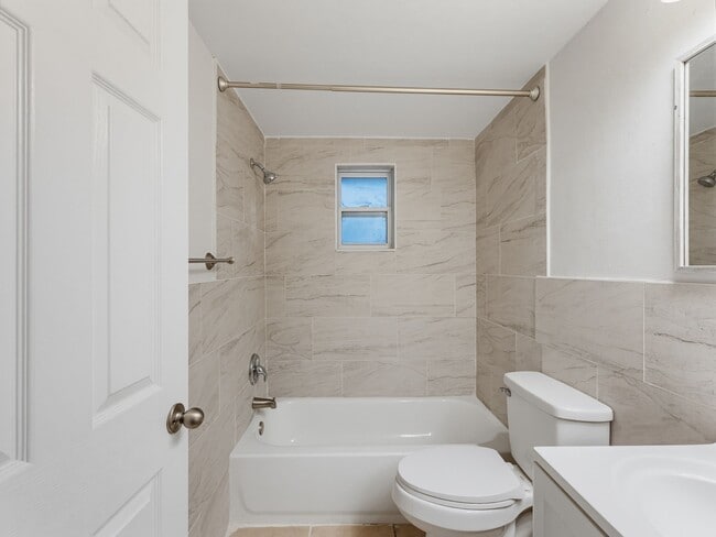 Photo - 6229 High St Unit 6229