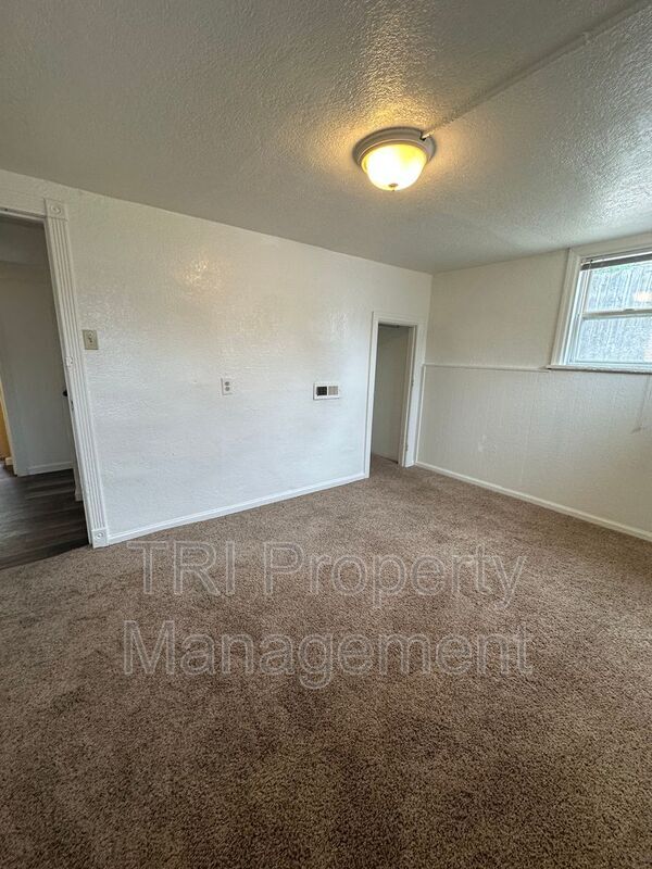 Photo - 2204 9th Ave