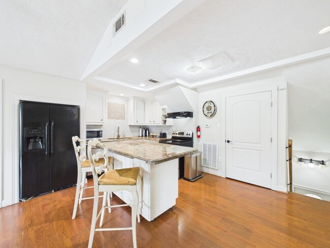 Photo - 5110 Academy St Unidad 5