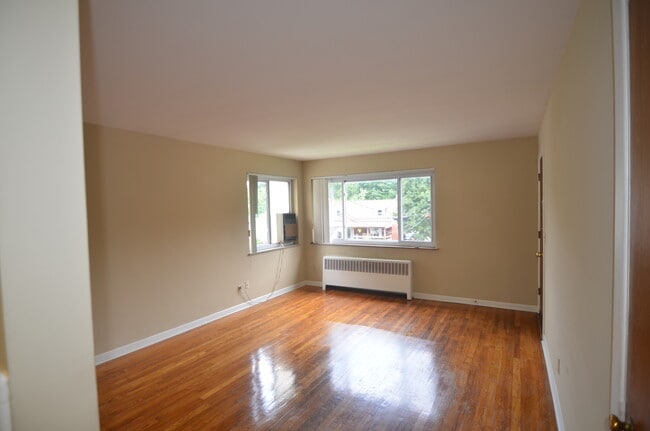 Photo - 4247 North Ave Unit 3