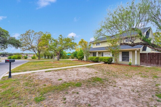 Photo - Two Story Rental in Castle Hills