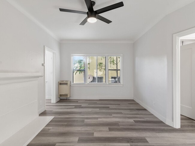 608 W 6th St Unit 04