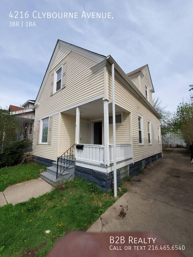 Building Photo - 4216 Clybourne Ave