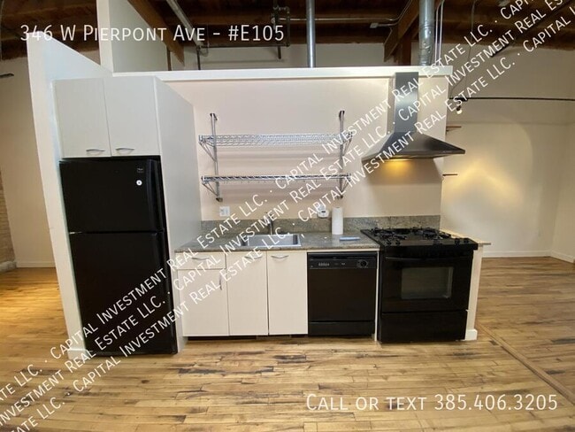 Photo - 346 Pierpont Ave